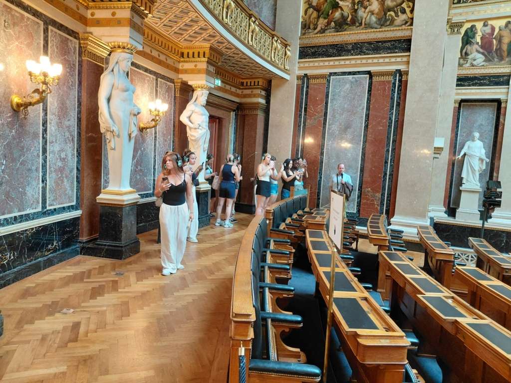 Parlament
