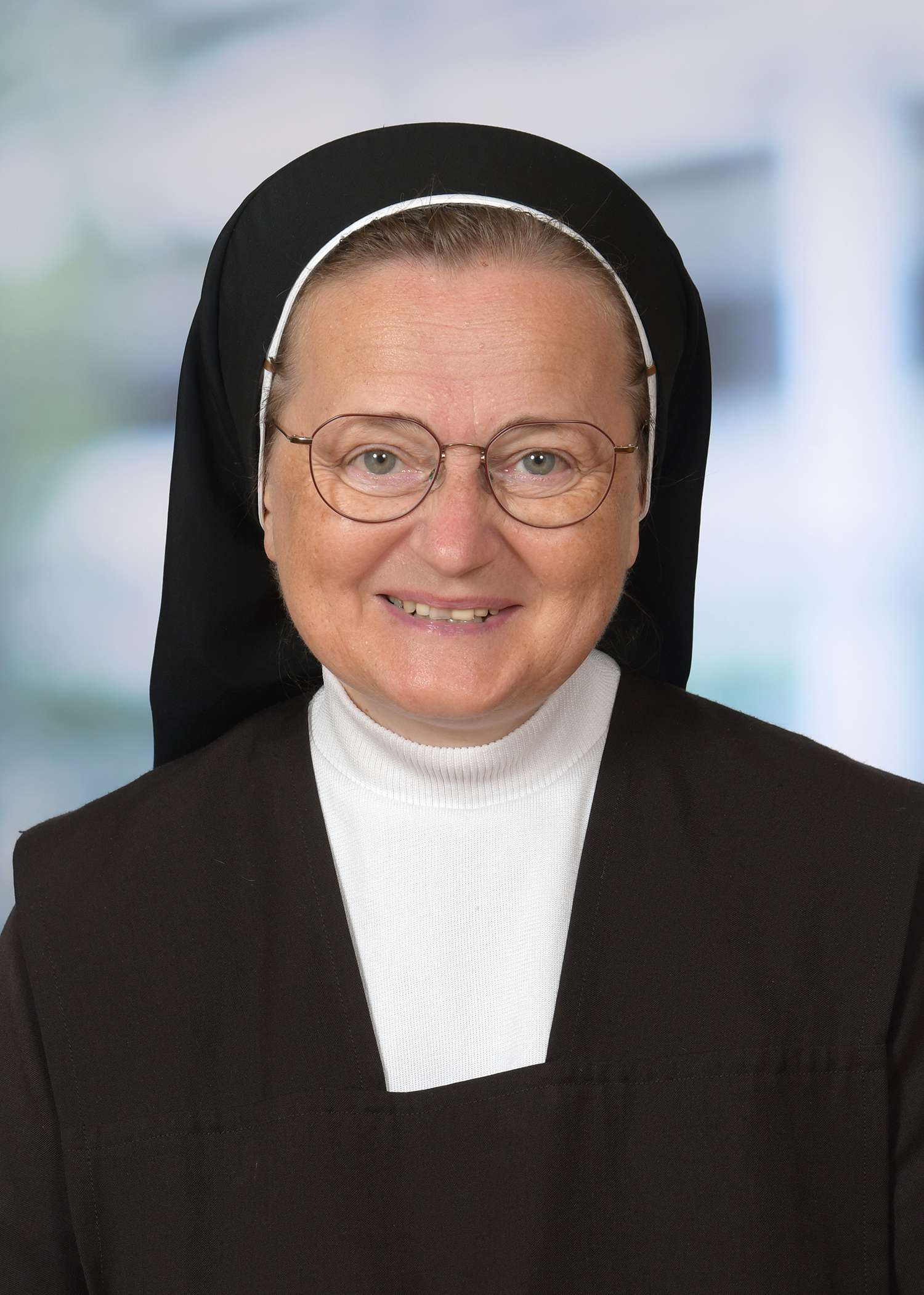 FOL Dipl.-Päd. Sr. Maria Angela Baumgartner